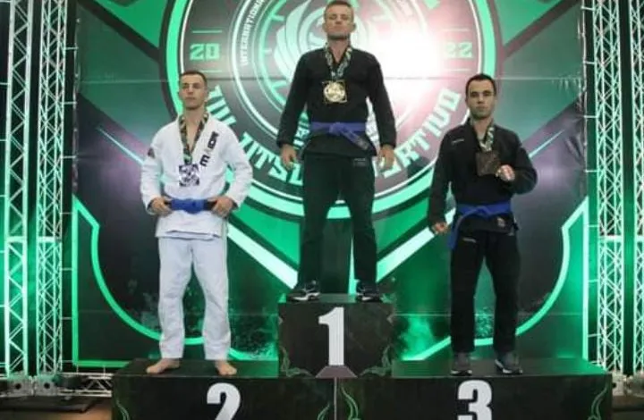 O apucaranense Hilário Caldeira Neto  se sagrou mais uma vez campeão no Mundial de Jiu-jistu