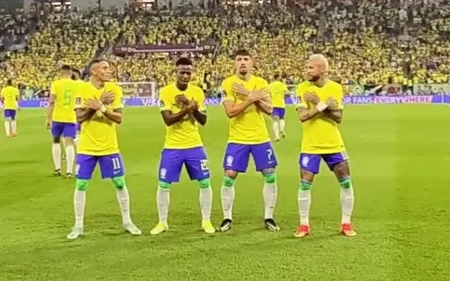 O grupo da periferia do Rio de Janeiro viralizou no TikTok com a dancinha, que já tinha sido compartilhada por Neymar nas redes sociais