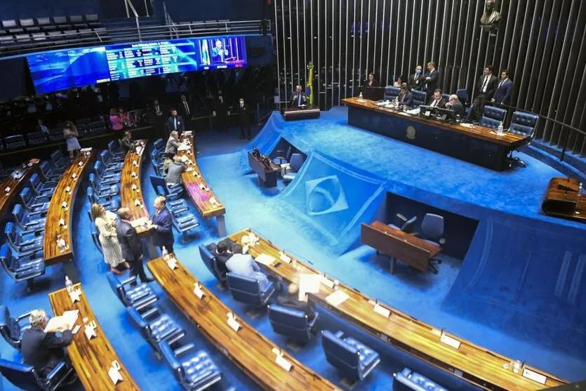 O texto teve 64 votos a favor tanto no primeiro quanto no segundo turnos