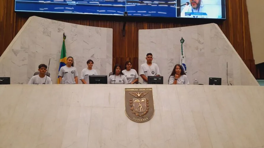 Os participantes foram acompanhados pelo presidente da Câmara Municipal de Apucarana, Franciley Preto, Poim