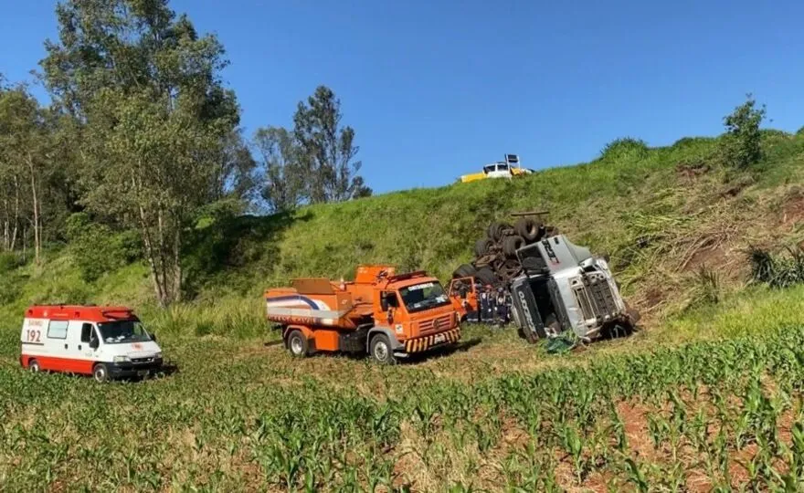 Um grave acidente de trânsito foi registrado na tarde dessa quarta-feira (16)