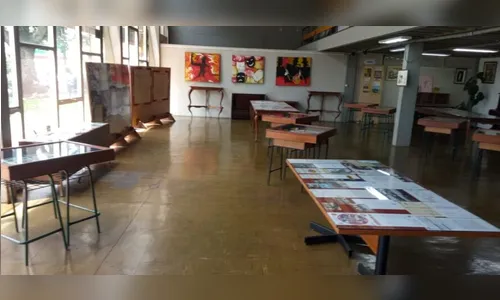 Arapongas abre exposição da Urna Histórica na Biblioteca Municipal