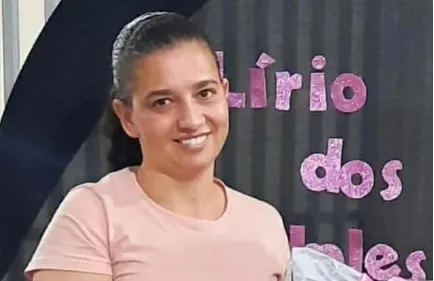 Adriana Carvalho Vieira, de 40 anos, foi morta a facadas