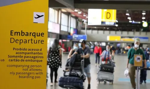 Anvisa determina volta das máscaras em aeroportos e aviões a partir de sexta (25)