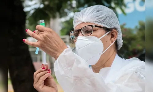 Prefeito de Apucarana reforça importância da 4º dose contra Covid-19