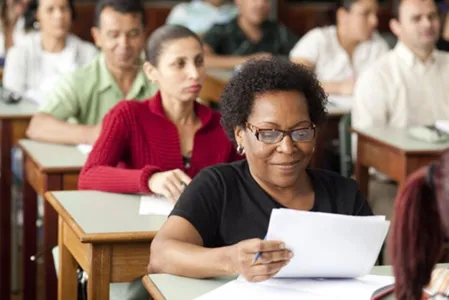 Aqueles que se interessarem, devem procurar as secretarias da escolas que ofertam a modalidade