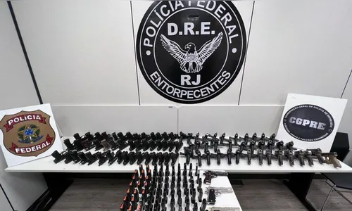 Polícia Federal prende dois homens com 84 pistolas