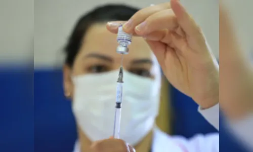 Sesa alerta para necessidade de reforçar a vacinação contra a Covid-19