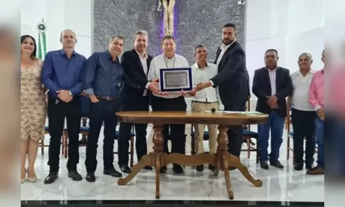 Cardeal Dom João Braz de Aviz é homenageado em Borrazópolis