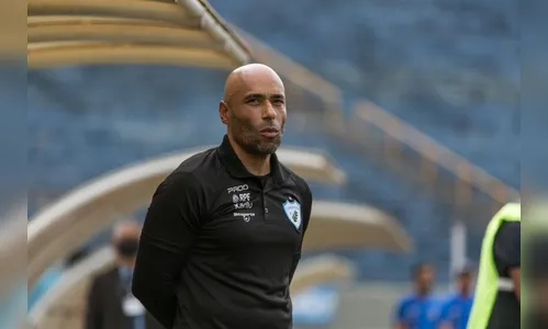 Técnico em Londrina, filho de Pelé, deixa cidade para estar com o pai