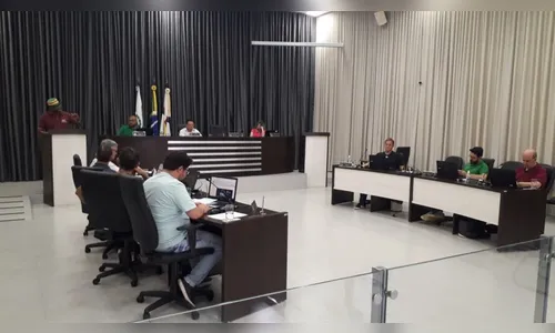 Vereadores de Apucarana aprovam cinco matérias; saiba mais