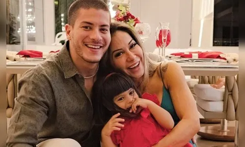 Após divórcio, Arthur Aguiar diz querer reconquistar Maíra Cardi