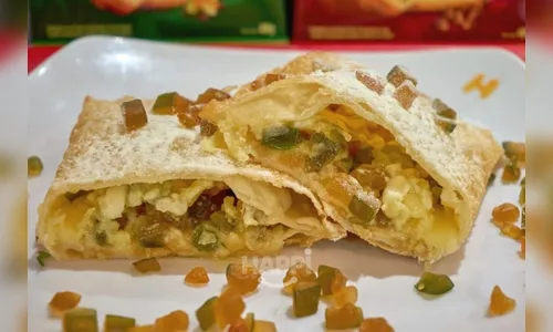Pastelaria inova e cria pastel de panetone em Maringá