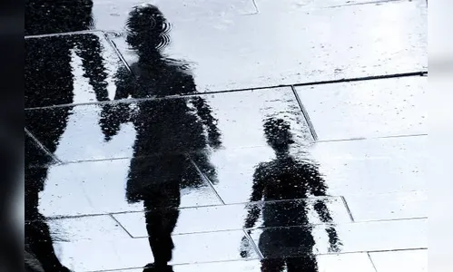 Mãe é detida no Marcos Freire, acusada de abandonar os filhos