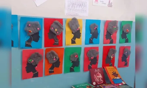 Negros são representados com cabelo de palha de aço em Cmei no Paraná