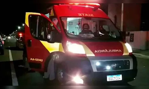 Motociclista de 66 anos fica ferido em acidente no centro de Ivaiporã