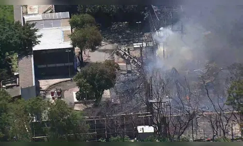 Incêndio atinge cenário da novela 'Todas as Flores' no Rio de Janeiro