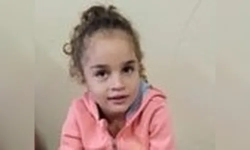 Menina de 4 anos morre na UTI depois de ser picada por escorpião