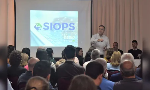 Saúde do Paraná capacita servidores para ampliar transparência