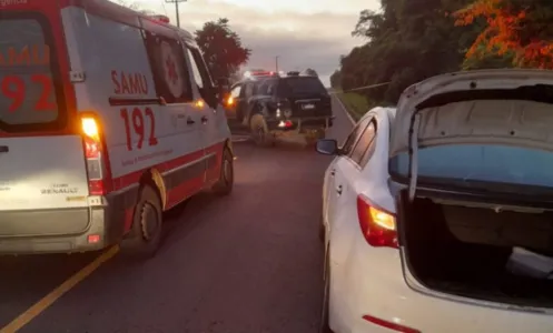 Os criminosos teriam praticado um roubo ao Banco do Brasil no município de Santo Inácio.