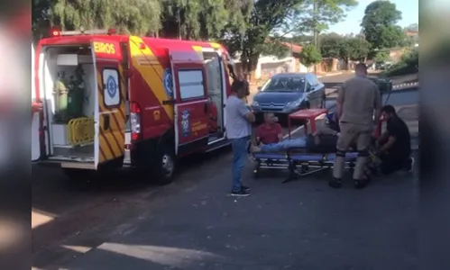 Pedreiro é socorrido pelos Bombeiros após cair de escada em Apucarana