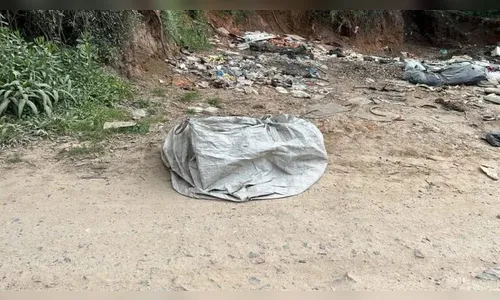 Homem é encontrado degolado dentro de saco de lixo no Paraná