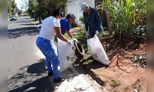 Força-tarefa retira 80 toneladas de lixo que acumula água nas cidades