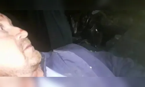 Sobrevivente do deslizamento na BR-376 faz vídeo de dentro do caminhão