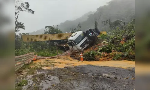 Número de vítimas após deslizamento na BR-376 ainda é incerto