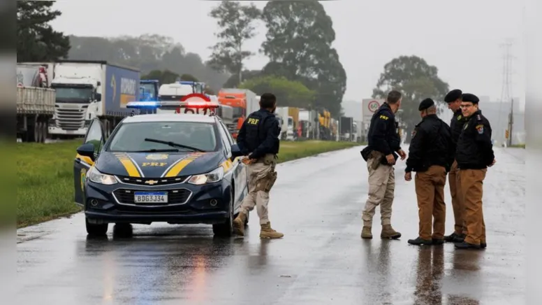 Os bolsonaristas contestam a vitória de Lula