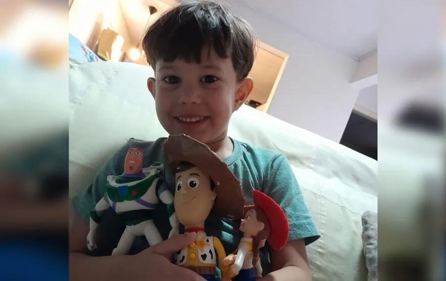 Apesar de todos os esforços, infelizmente, o menino não resistiu