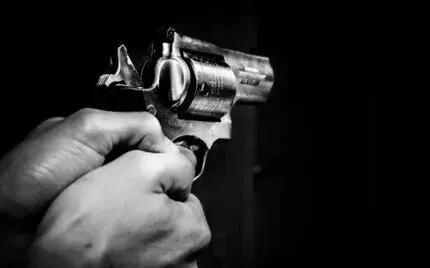 Imagem Ilustrativa - A caminhonete foi levada durante assalto, em que um dos homens estava armado com um revolver