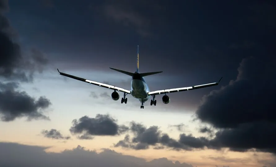 Pilotos e comissários de voo aprovaram greve nacional para a próxima segunda-feira (19) em assembleia do Sindicato Nacional dos Aeronautas (SNA)
