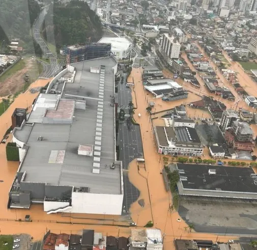 A previsão é que o volume de chuva persista