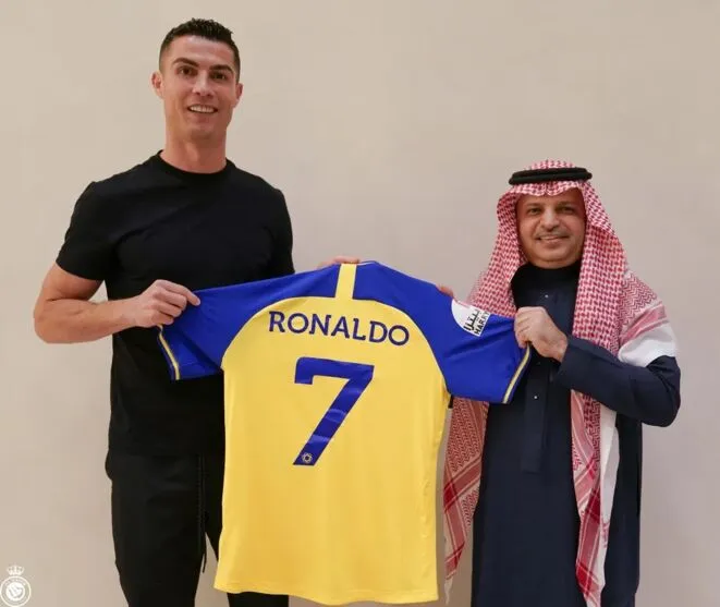 Cristiano Ronaldo vai jogar no Al Nassr em 2023