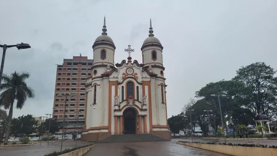 Há possibilidade de chuva para a Cidade dos Pássaros nesta terça