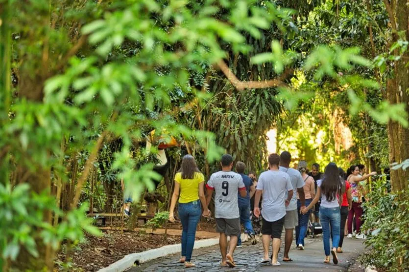 Nas segundas-feiras, o Parque do Ingá fica fechado para manutenção