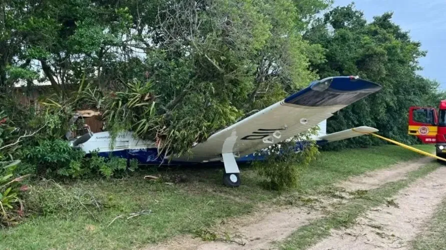 O acidente aéreo aconteceu no início da tarde desta quarta-feira (4)