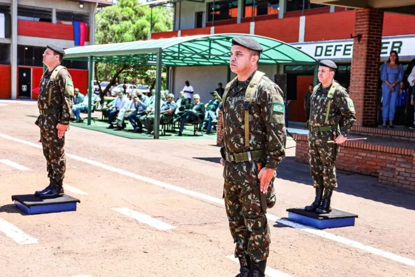 O novo comandante do 30º BIMec, tenente-coronel Alexandre Pereira Figueiredo – tem 44 anos, é casado e tem três filhos