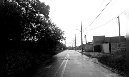 Idosa de 82 anos é arrastada para matagal e violentada no Paraná