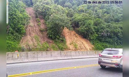 Após novas chuvas, BR-277 volta a ter pista simples