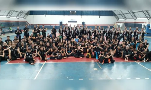 Apucarana realiza 'aulão' de Kung Fu no Complexo Áureo Caixote