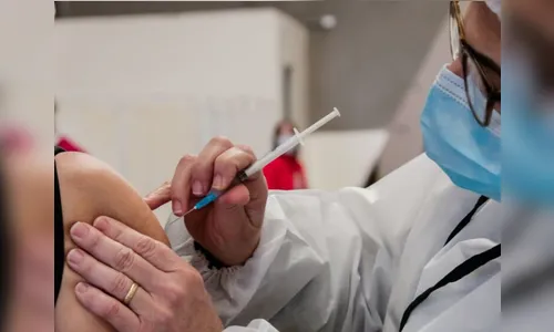 Apucarana alerta para importância da 2ª dose de reforço da Covid-19