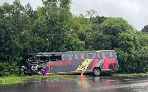 Acidente foi na manhã desta quarta-feira