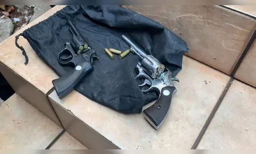 Armas irregulares e drogas são apreendidas no quartel da Rotam, no PR