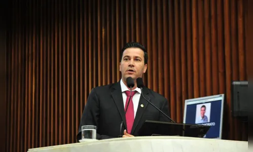 Aprovado projeto de deputado que prevê passe livre para gestantes