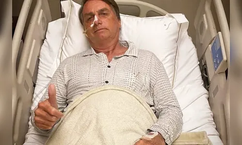 Bolsonaro sente dores abdominais e é internado em hospital dos EUA