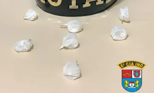 Suspeito de tráfico de drogas é preso com cocaína na região