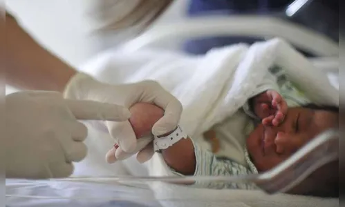 Contrariando orientação médica casal retira criança de UTI Neonatal