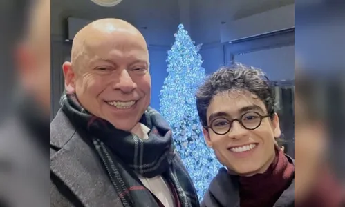 Após assumir casamento com cantor mais novo, Karnal rebate críticas